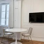 Apartmán Centre-ville Donnant Sur Cours Vegetalisee