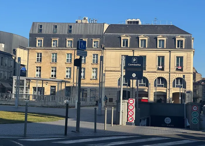 Lejlighed Centre-ville Donnant Sur Cours Vegetalisee Bordeaux