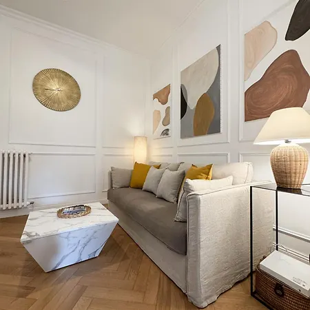 Centre-ville Donnant Sur Cours Vegetalisee Appartement Bordeaux