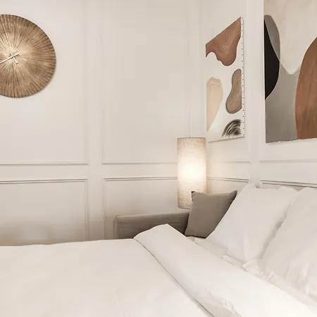 Appartement Centre-ville Donnant Sur Cours Vegetalisee Bordeaux